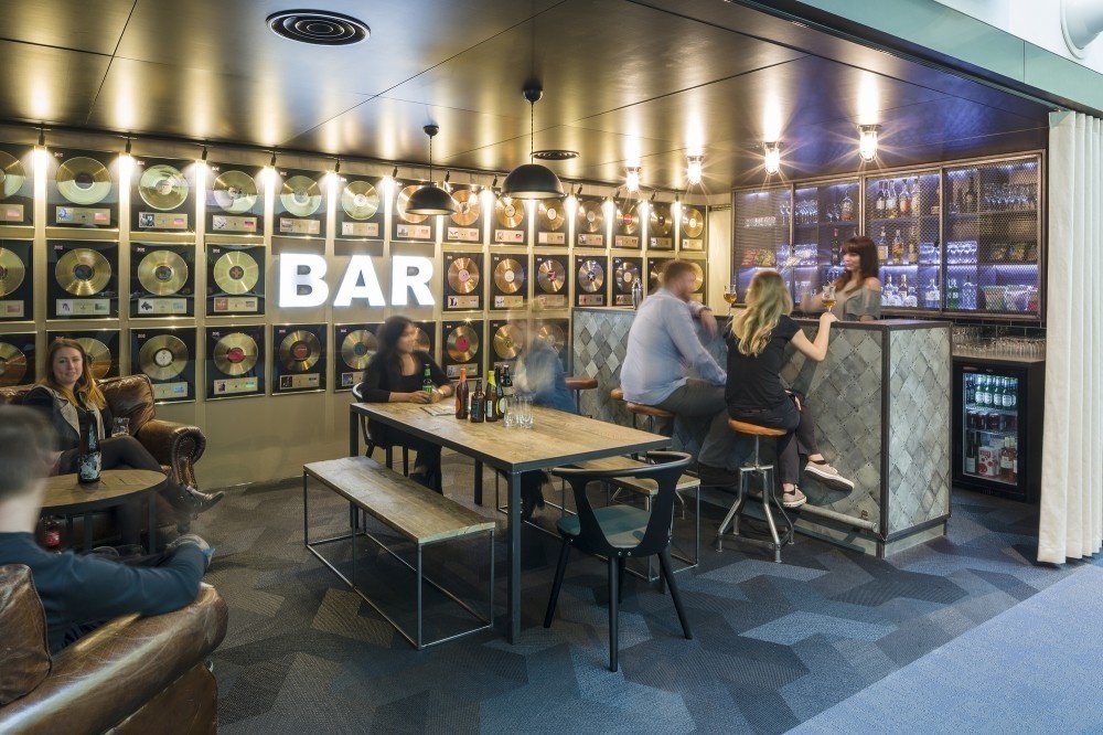 20 Desain kantor ini unik & antimainstream, dijamin bikin betah kerja