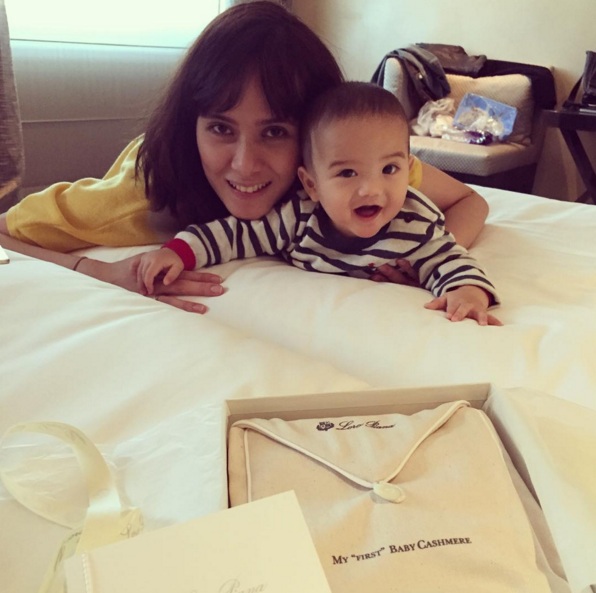 18 Foto lucu dan menggemaskannya River Albar, anak Fachri Albar-Renata 18 Foto lucu dan menggemaskannya River Albar, anak Fachri Albar-Renata