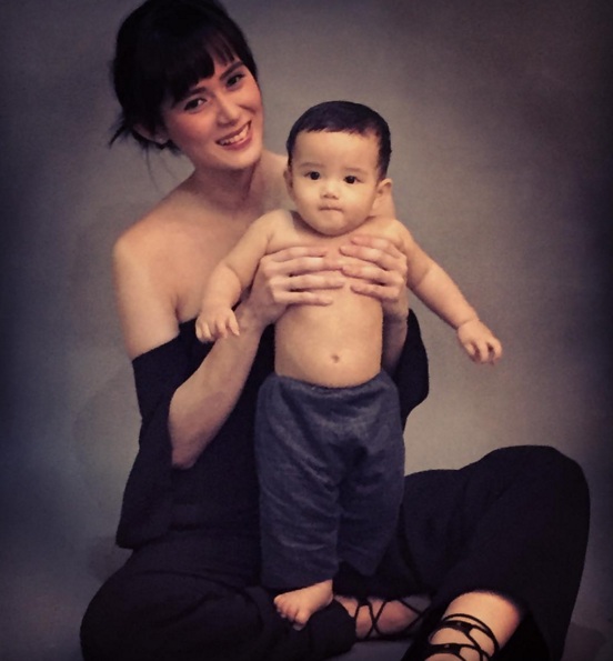 18 Foto lucu dan menggemaskannya River Albar, anak Fachri Albar-Renata 18 Foto lucu dan menggemaskannya River Albar, anak Fachri Albar-Renata