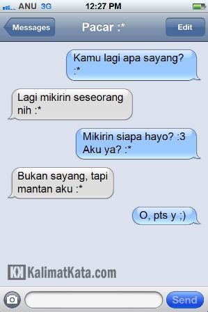 15 SMS mantan ini dijamin bikin kamu baper, duh nggak jadi move on!