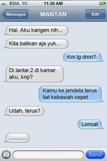 15 SMS mantan ini dijamin bikin kamu baper, duh nggak jadi move on!