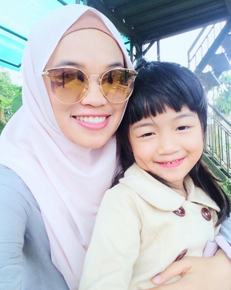 Kenalin si cantik nan fashionable Gherisa Hanifa, cucu pertama Aa Gym Kenalin si cantik nan fashionable Gherisa Hanifa, cucu pertama Aa Gym