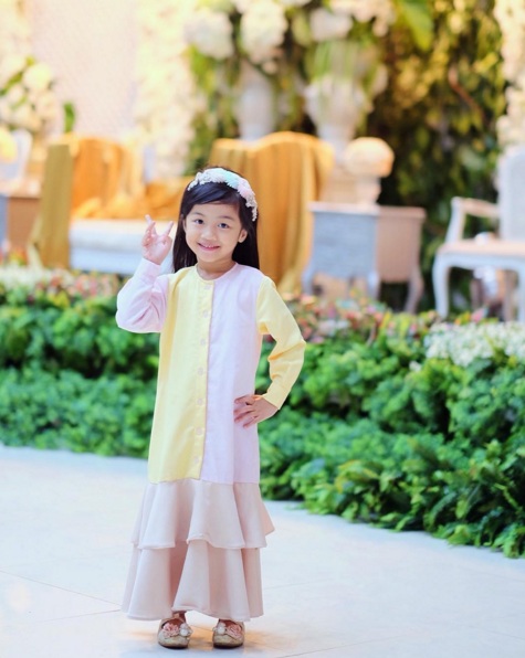 Kenalin si cantik nan fashionable Gherisa Hanifa, cucu pertama Aa Gym Kenalin si cantik nan fashionable Gherisa Hanifa, cucu pertama Aa Gym