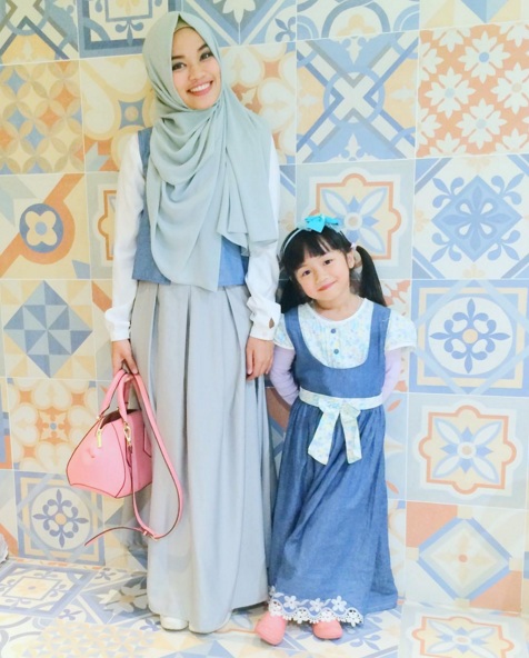 Kenalin si cantik nan fashionable Gherisa Hanifa, cucu pertama Aa Gym Kenalin si cantik nan fashionable Gherisa Hanifa, cucu pertama Aa Gym