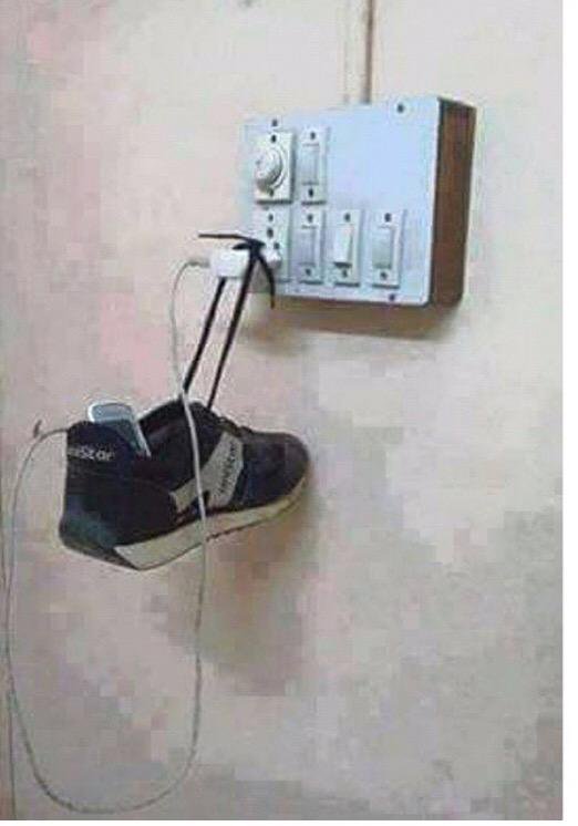 13 Foto ini bukti jika manusia sudah kecanduan smartphone, duh miris! 13 Foto ini bukti jika manusia sudah kecanduan smartphone, duh miris!