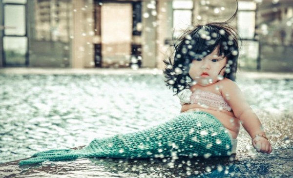 Ini putri duyung paling menggemaskan sedunia, bikin pengen cubit!!