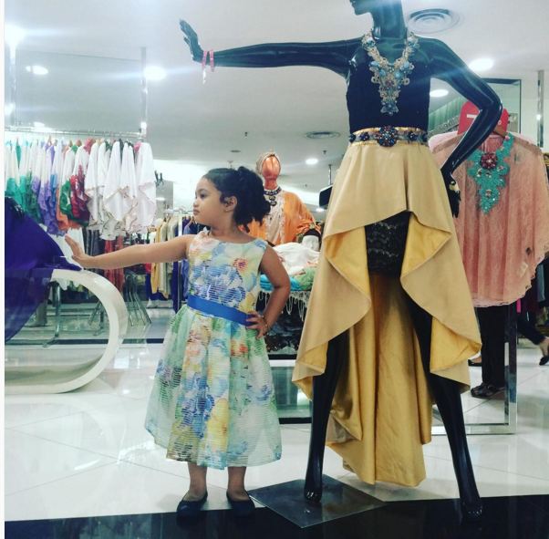 Lucu & ngegemesinnya Amora, putri pertama KD dan Raul Lemos Lucu & ngegemesinnya Amora, putri pertama KD dan Raul Lemos