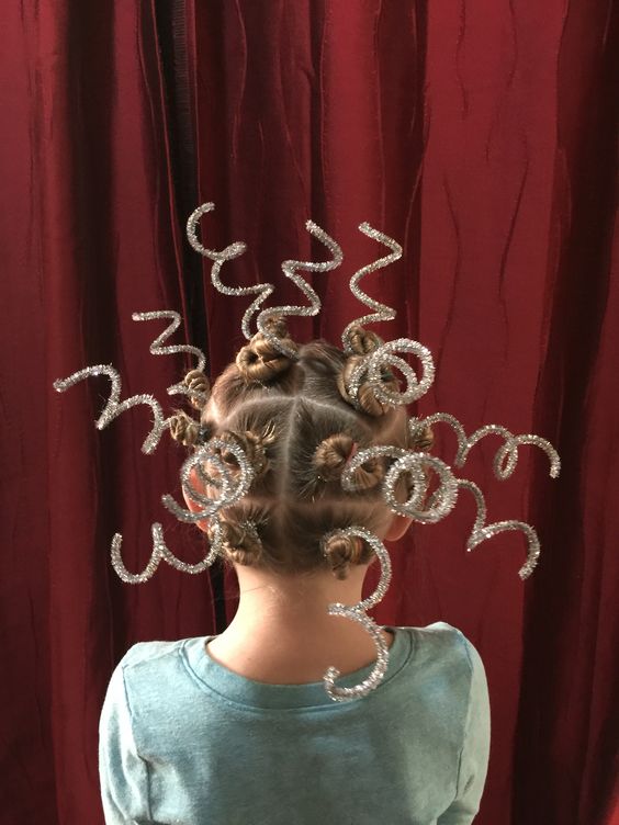 16 Gaya rambut 'gila' ini bikin anak-anak makin menggemaskan 16 Gaya rambut 'gila' ini bikin anak-anak makin menggemaskan