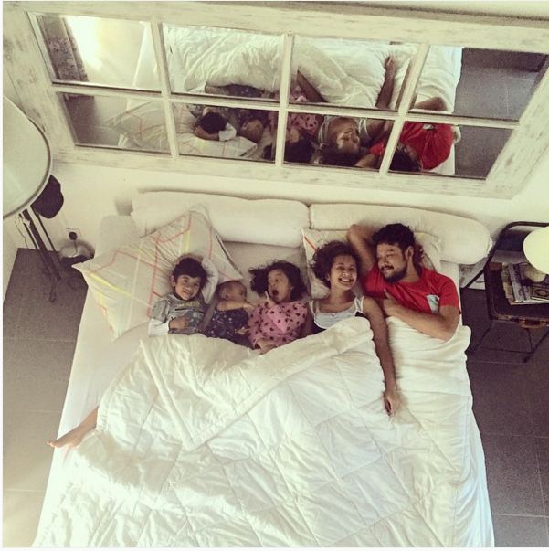 14 Foto kemesraan keluarga Dwi Sasono & Widi Be3, bikin jomblo iri!