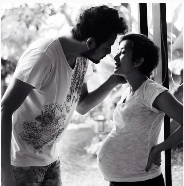 14 Foto kemesraan keluarga Dwi Sasono & Widi Be3, bikin jomblo iri!