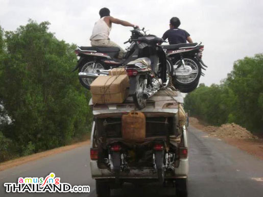 20 Foto pindahan paling fail dan gokil, bikin perut mules! 20 Foto pindahan paling fail dan gokil, bikin perut mules!