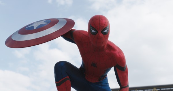 Dari 21 kostum Spider-Man yang kece ini, kamu suka yang mana?
