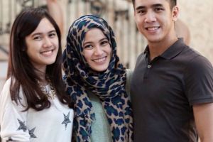 Tak hanya ganteng, kakak Alyssa ini juga jago main bola