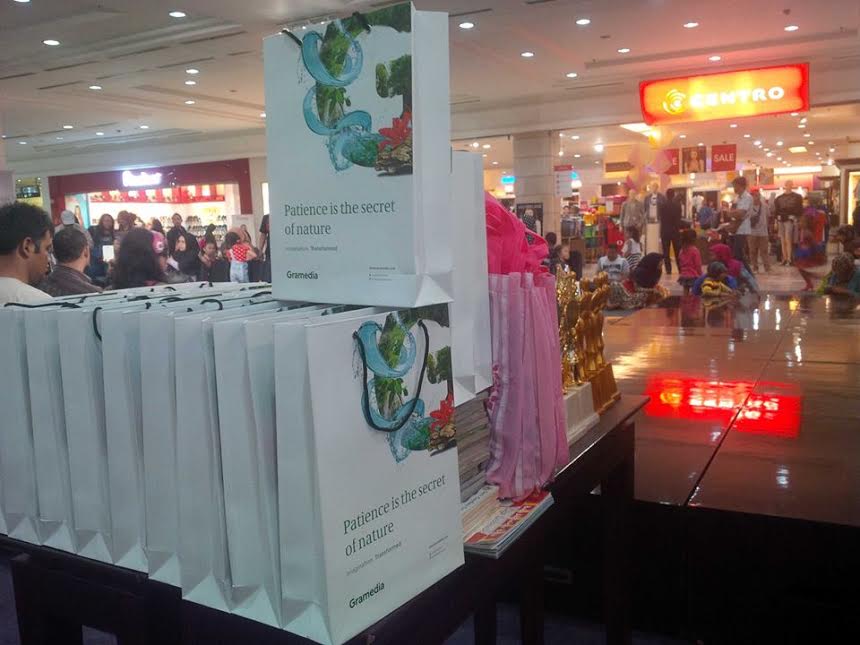 tas kertas keren istimewa