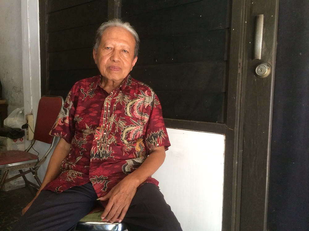 Nitisemito bersama para tokoh pergerakan nasional di rumahnya tahun 1935 © 2016 brilio.net