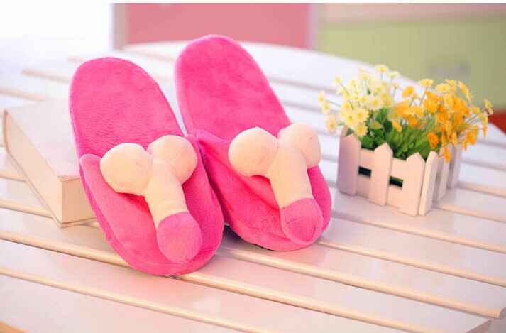kumpulan sandal unik © 2016 brilio.net kumpulan sandal unik © 2016 brilio.net