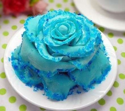 kue bunga cantik © 2016 brilio.net kue bunga cantik © 2016 brilio.net