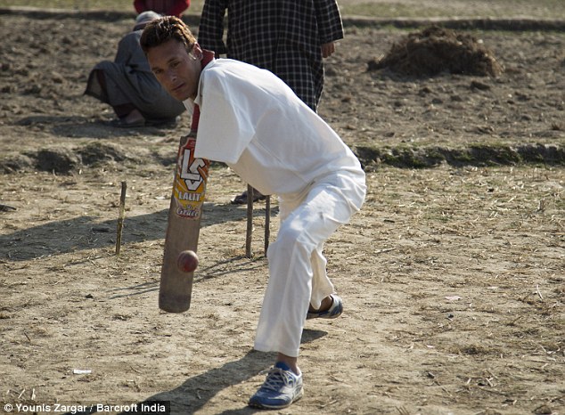Meski tak punya lengan, pria ini wujudkan mimpi jadi atlet cricket