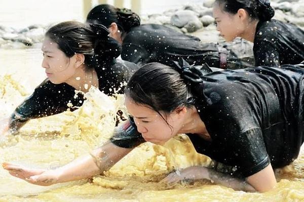 pramugari china  © 2016 brilio.net pramugari china  © 2016 brilio.net