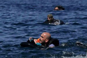 10 Bukti pengorbanan seorang ayah demi anaknya