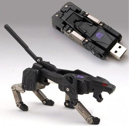 desain flashdisk  http://desigg.com/35-usb-designs/