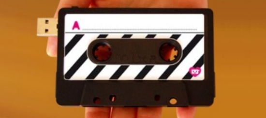 desain flashdisk  http://desigg.com/35-usb-designs/