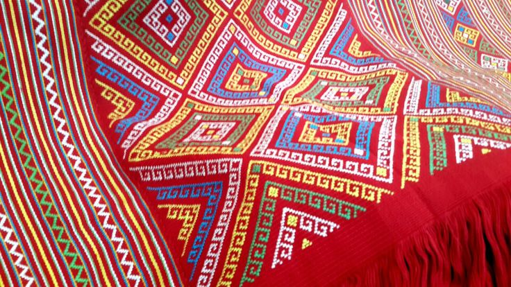  Jenis-jenis kain tenun asli Indonesia yang wajib kamu tahu!