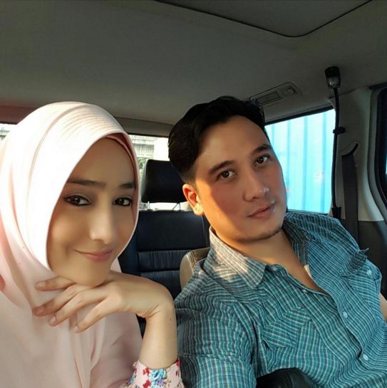 Menikah 17 tahun Cindy Fatikasari & Firman tetap mesra, bikin baper!