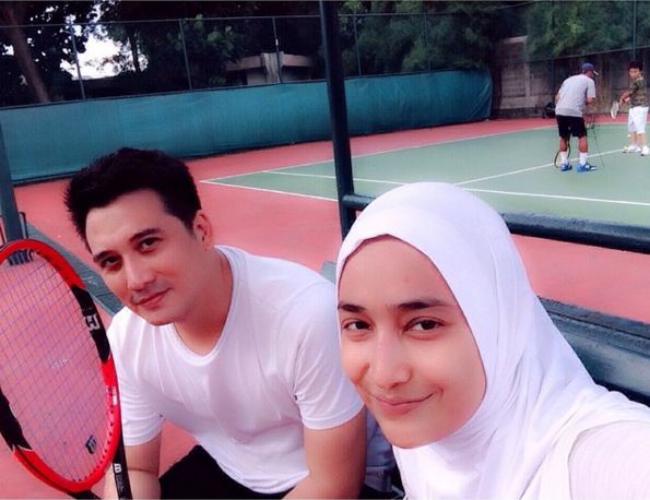 Menikah 17 tahun Cindy Fatikasari & Firman tetap mesra, bikin baper!