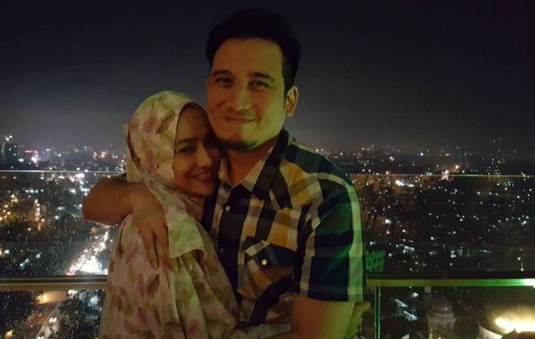Menikah 17 tahun Cindy Fatikasari & Firman tetap mesra, bikin baper!