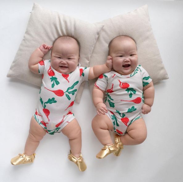 bayi kembar Leia & Lauren © 2016 brilio.net bayi kembar Leia & Lauren © 2016 brilio.net