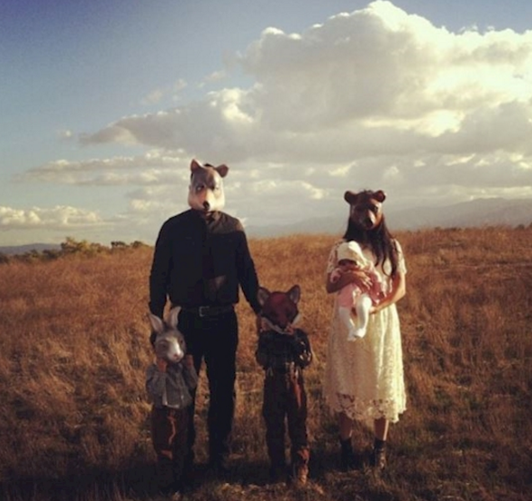 polah aneh  © 2016 brilio.net