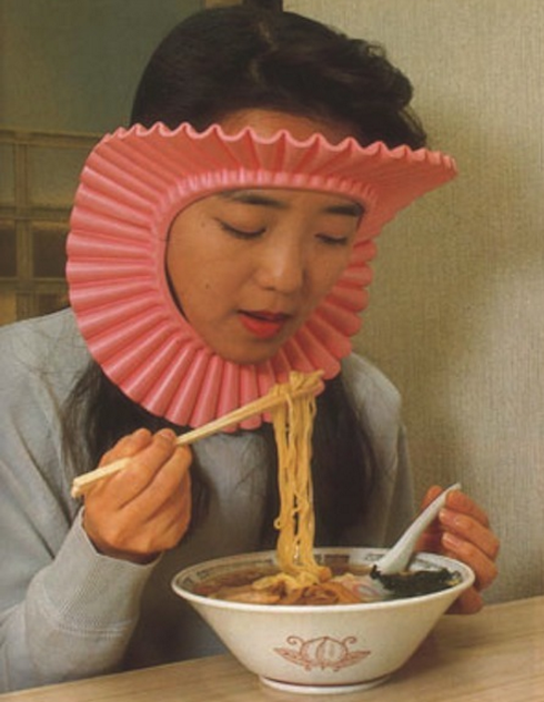 polah aneh  © 2016 brilio.net