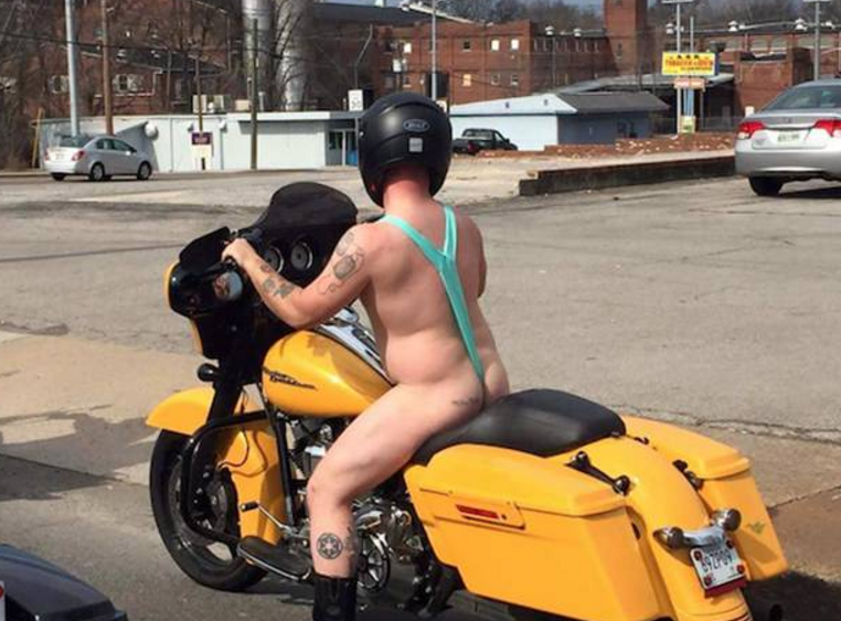 aneh jalanan  © 2016 brilio.net