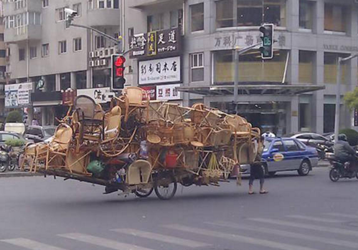 aneh jalanan  © 2016 brilio.net