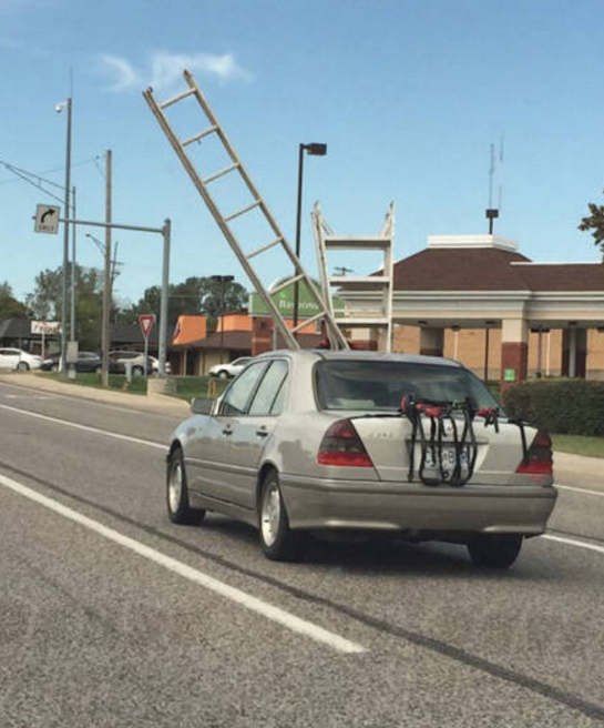 aneh jalanan  © 2016 brilio.net