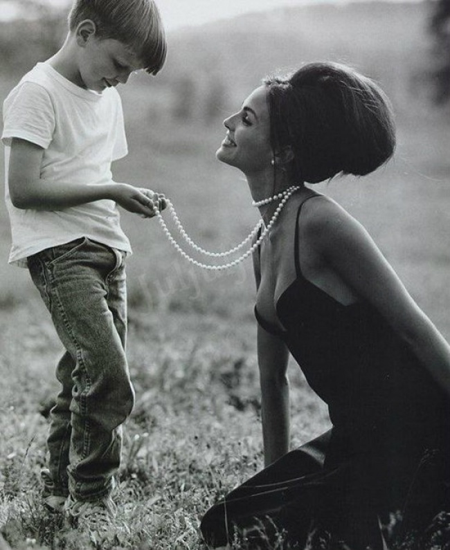 Momen bersama ibu © 2016 brilio.net Momen bersama ibu © 2016 brilio.net