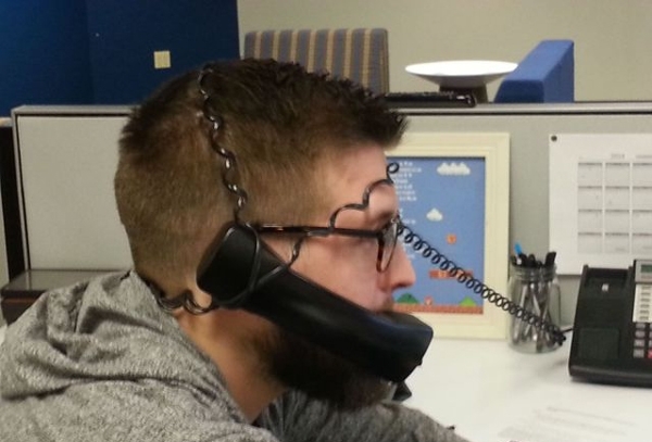 24 Gaya telpon © 2016 brilio.net 24 Gaya telpon © 2016 brilio.net