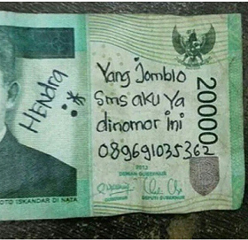 coretan uang kertas © 2015 brilio.net coretan uang kertas © 2015 brilio.net