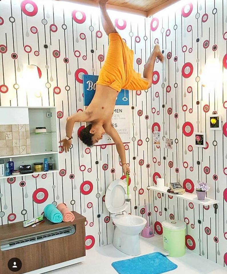 Upside down world © 2016 Upside Down World Indonesia