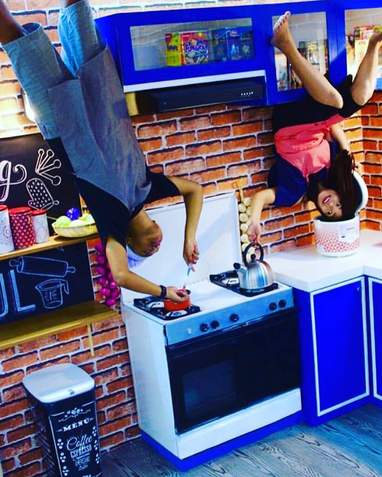 Upside down world © 2016 Upside Down World Indonesia