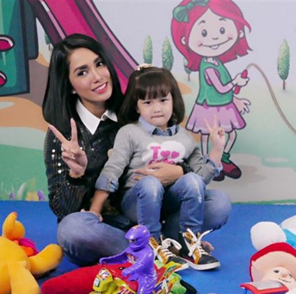 Shakeela Ameera © 2016 brilio.net Shakeela Ameera © 2016 brilio.net