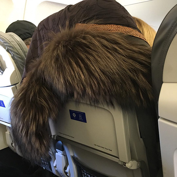 konyol di pesawat bikin malu © 2016 brilio.net konyol di pesawat bikin malu © 2016 brilio.net