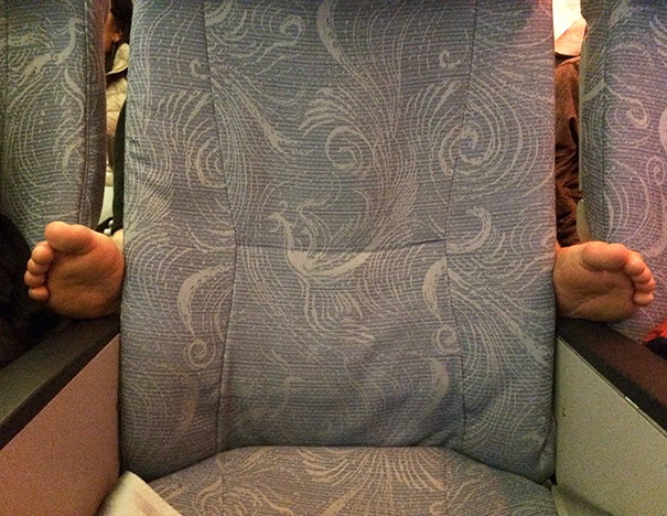 konyol di pesawat bikin malu © 2016 brilio.net konyol di pesawat bikin malu © 2016 brilio.net