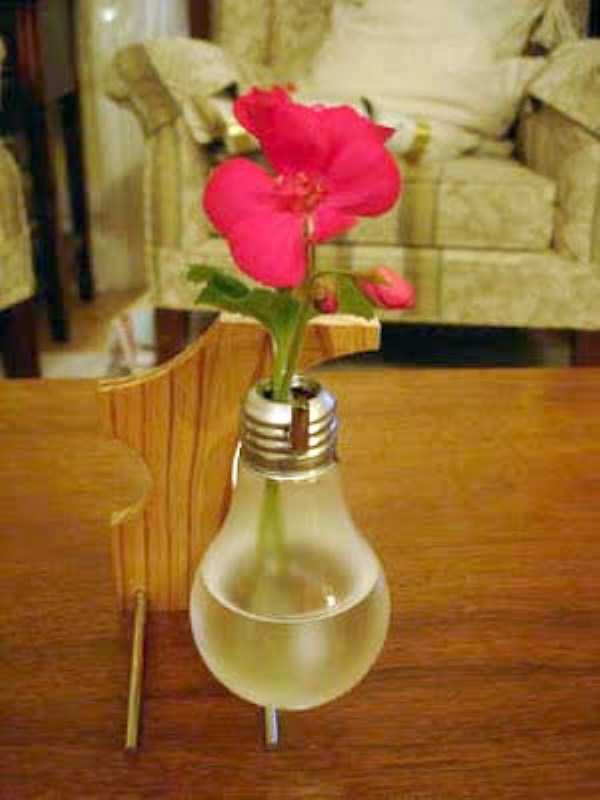 18 Hiasan bola lampu © 2016 brilio.net