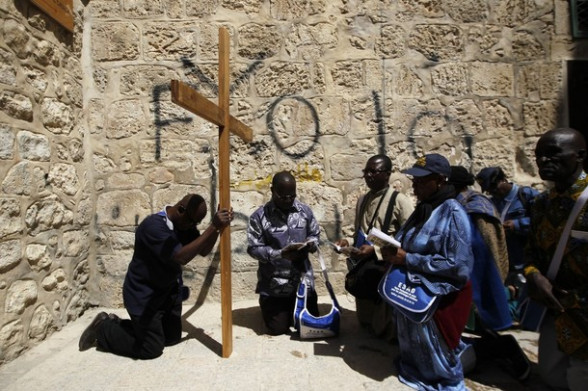 Paskah Palestina  berbagai sumber
