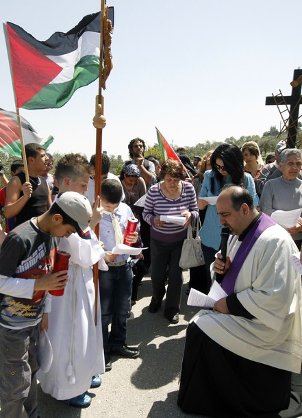 Paskah Palestina  berbagai sumber