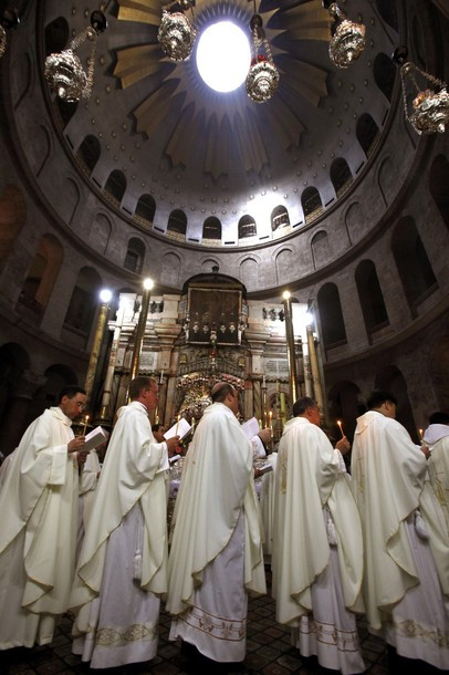 Paskah Palestina  berbagai sumber