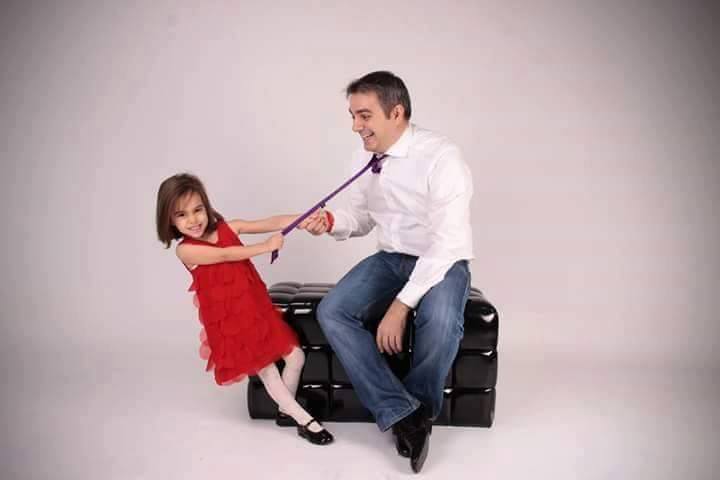 kedekatan ayah dan anak perempuannya © 2016 brilio.net