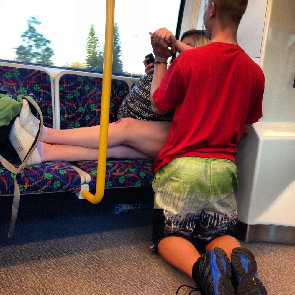 ide lamaran konyol  Lifebuzz